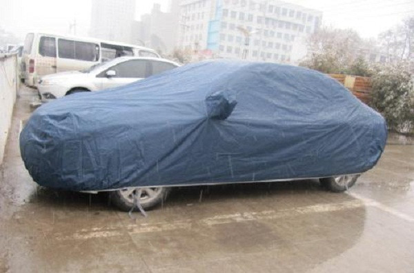 停车时,给汽车“罩车衣”算故意遮挡车牌吗?交警告诉你答案!